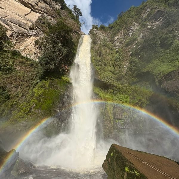 hola-70031fd7bad61403cc11647661eb6d58